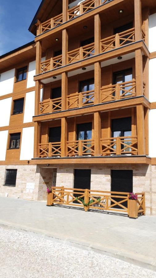 Apartment Lupo Apartman 1 *